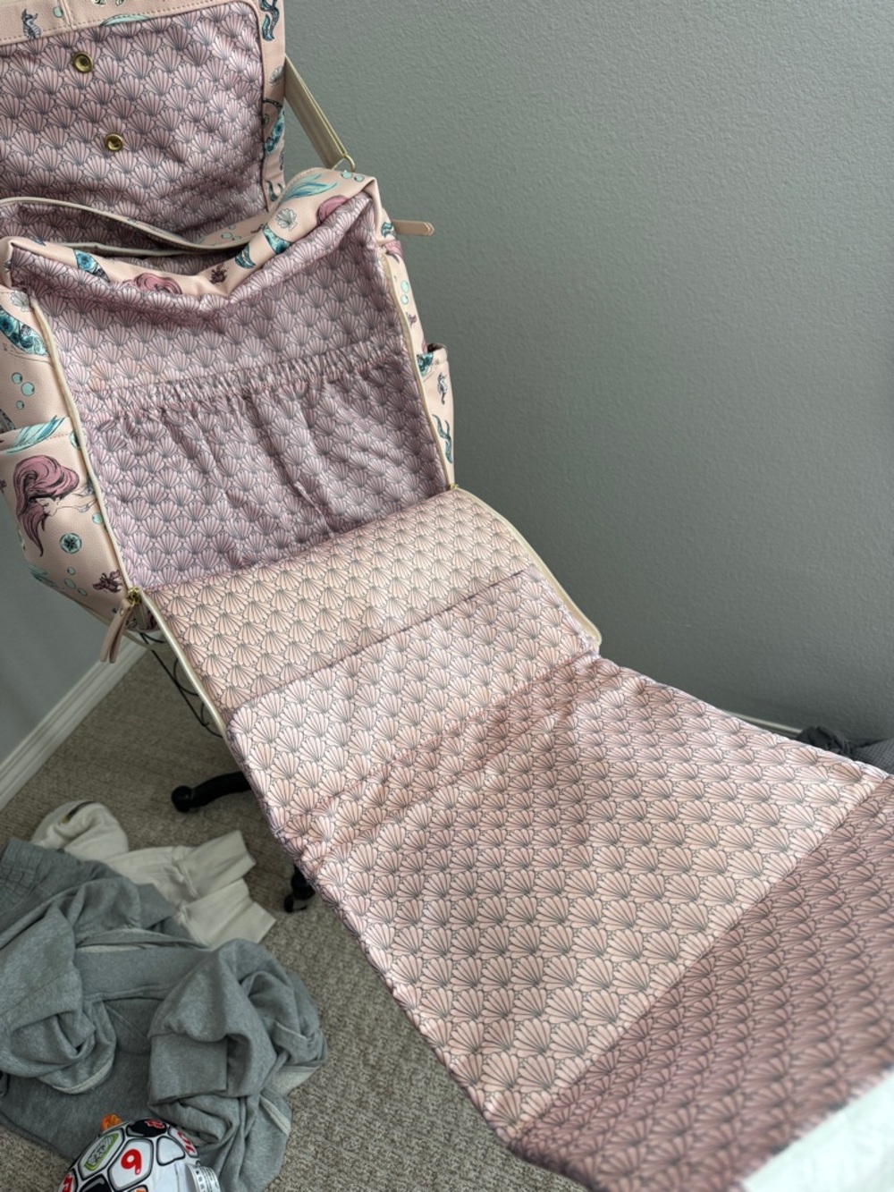 Petunia Pickle Bottom The Little Mermaid Diaper 3 in 1 Diaper Bag - Picture 5 of 9